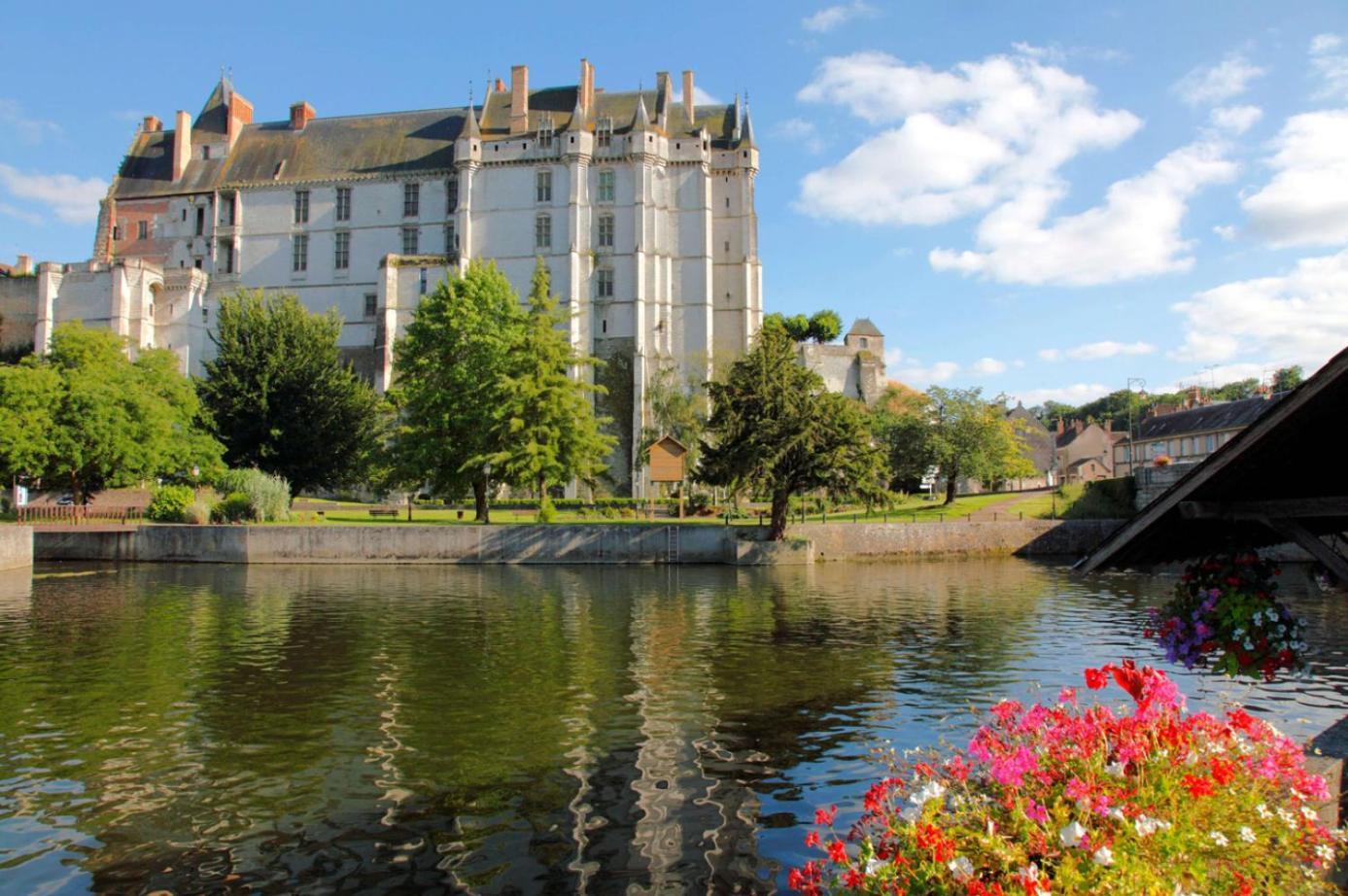 Evasion Zen Tropic Au Coeur De Chateaudun Exterior photo